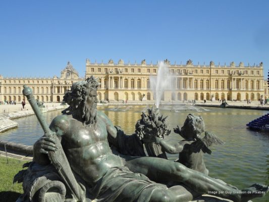 Les bassins et fontaines des jardins du château de Versailles sous Louis XIV