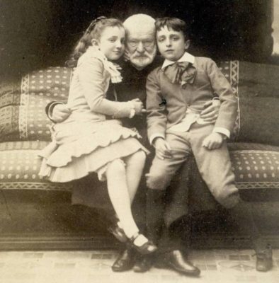Victor Hugo, entre bonheurs et malheurs