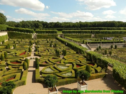 Le charme des jardins des grands châteaux